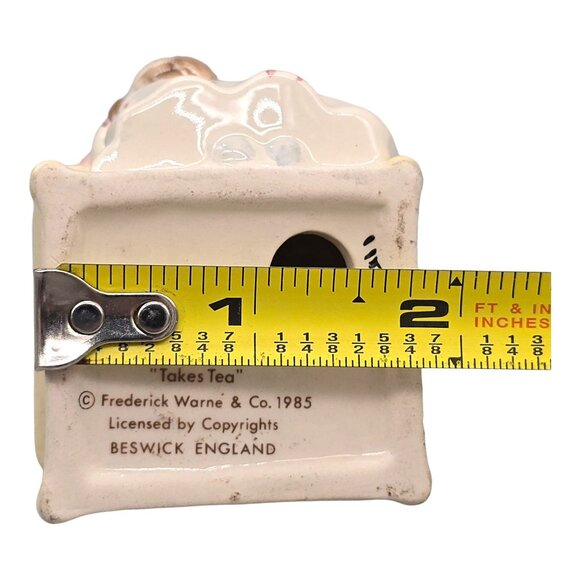 Beatrix Potter's Mrs. Tiggy Winkle Takes Tea Hedgehog Figurine 1985 F. Warne - Picture 7 of 8